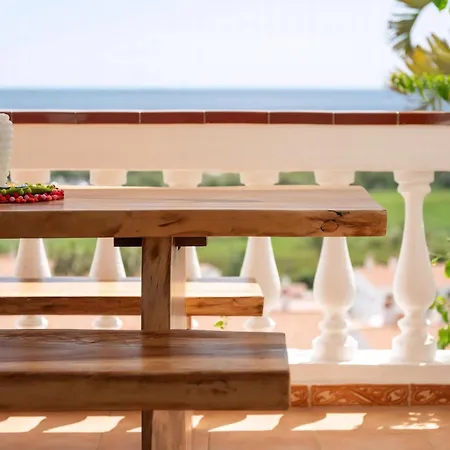 펜션 Margarita In Mit Pool Und Meerblick 손 보우